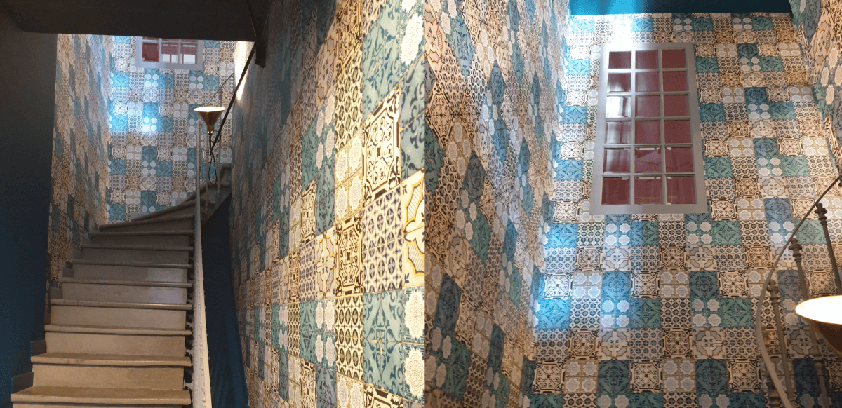 Escalier après rénovation Escalier après rénovation peinture et papier peint